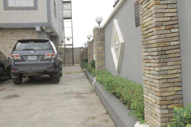 Valley Front View Hotel Ikeja Exterior photo